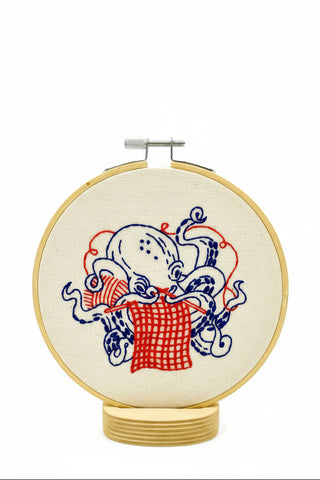 HOOK LINE & TINKER Kit de Broderie - Knitting Octopus