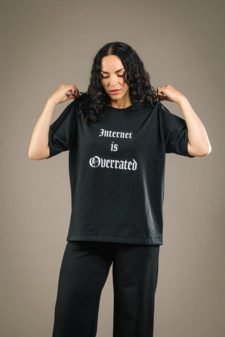 MERCEDES MORIN Internet Is Overrated T-shirt - Black
