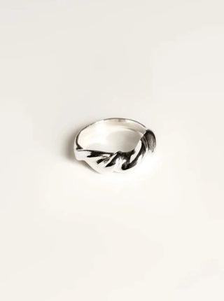 SARAH BIJOUX Knotted Ring