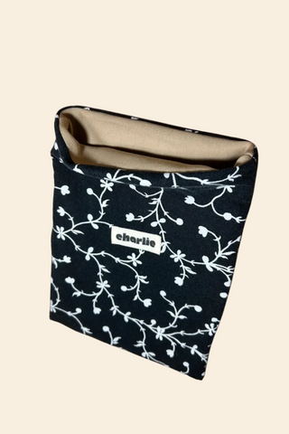CHARLIE Pochette à Livre Grand Format - Noir Fleuris