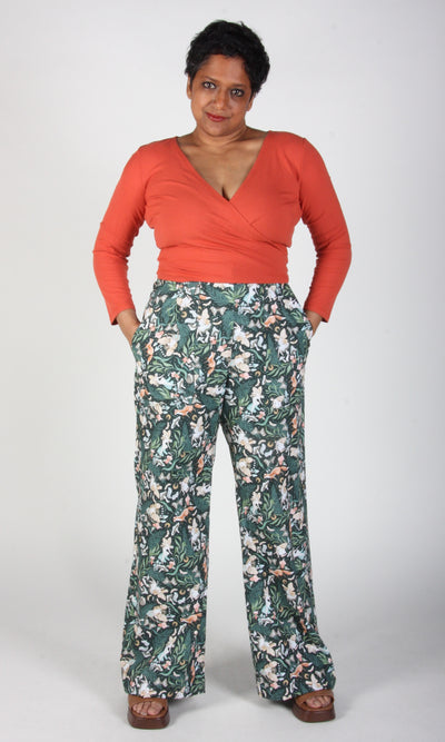 BIRDS OF NORTH AMERICA Top Crescentchest