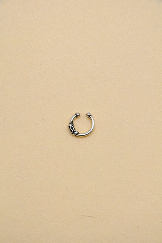 LA RENARDE Faux Piercing