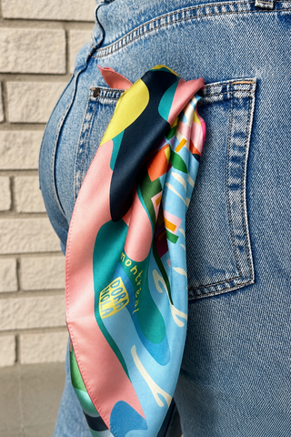 DORA NOLA Foulard en Soie 50 - Montréal