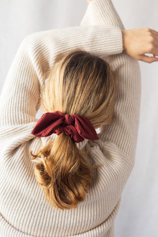 GIBOU Curly Bamboo Scrunchie