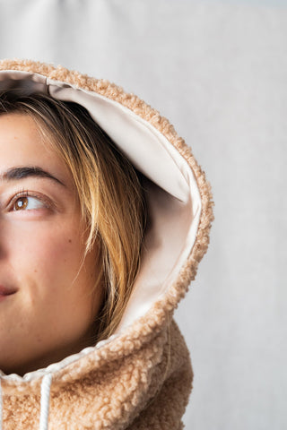 GIBOU Reversible Satin Hooded Collar - Caramel Beige