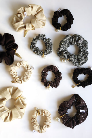 GIBOU Charm Scrunchie