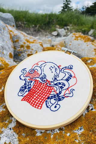 HOOK LINE & TINKER Kit de Broderie - Knitting Octopus