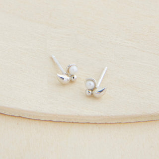 CAMILLETTE Paisley Pearl Earrings - Silver