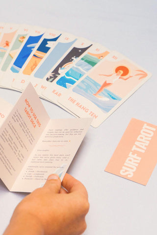 SURF TAROT - Surf Tarot Card Game