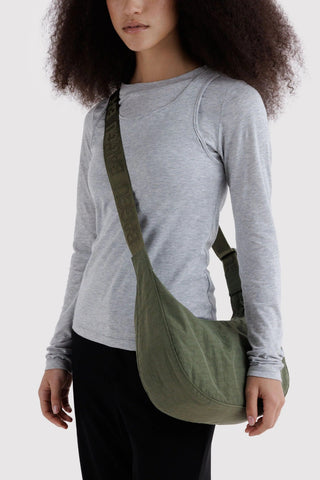 BAGGU Medium Nylon Crescent Bag - Caper