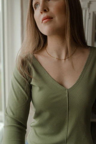 LOUVE Chandail V-Neck Rib - Sauge