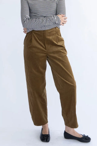 RIGHTFUL OWNER Pantalon Tucker - Vert