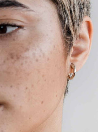 ANNE-MARIE CHAGNON Boucles d'Oreilles Dalo