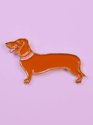 COUCOU SUZETTE Pin's Teckel, parfaite idée de cadeau pour femme.