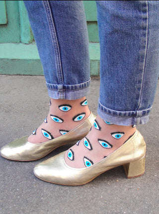 COUCOU SUZETTE Chaussettes Transparentes - Oeil Bleu, parfaite idée de cadeau pour femme.